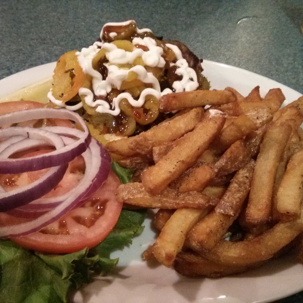The Old English Pub - Pubs Near Me - Gananoque, Ontario