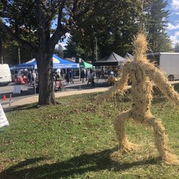 Cute straw man at the entrance!