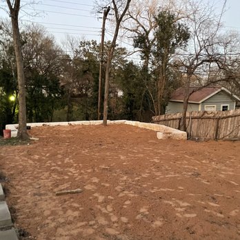 Isaias Gonzalez Landscaping - Top soil - Landscaping Near Me Isaias Gonzalez Landscaping - Top soil - Landscaping Near Me