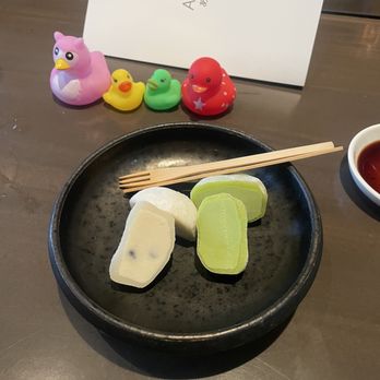 Aiko - ig: @whatsviveating | vanilla chip and green tea mochi - Japanese Near Me - Houston, Texas Aiko - ig: @whatsviveating | vanilla chip and green tea mochi - Japanese Near Me - Houston, Texas