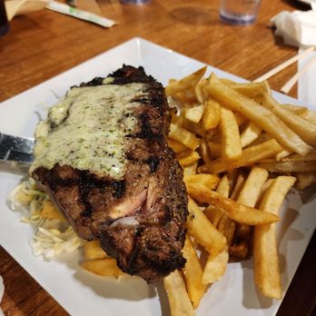 Nico's Pier 38 - Steak frites - Seafood Near Me - Honolulu, Hawaii