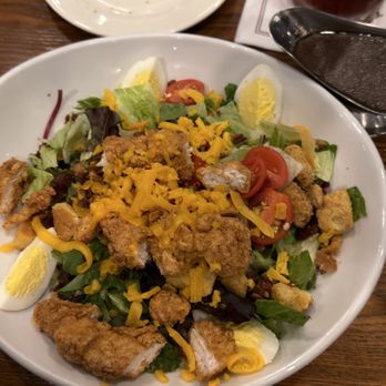 Saltgrass Steak House - Fried Chicken Salad - Steakhouses Near Me - Bedford, Texas