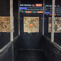 Axe Escape - Axe Throwing Austin - Axe throwing