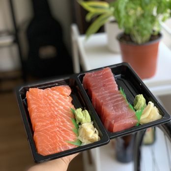 Basa Seafood Express - Salmon and tuna sashimi - Seafood Near Me - San Francisco, California