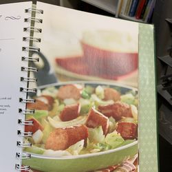 White Dove Thrift Shoppe - Cookbooks 06/24