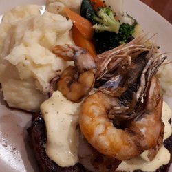 Great Southern Bar - Scotch surf n turf :)