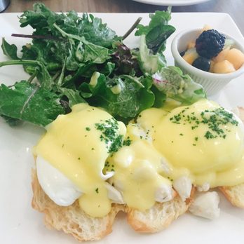 Del Ray Cafe - Crab Benedict - French Near Me - Alexandria, Virginia Del Ray Cafe - Crab Benedict - French Near Me - Alexandria, Virginia