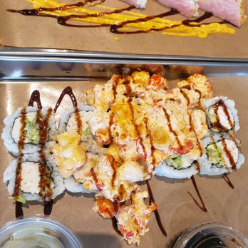 Lyric Market - Seafood Volcano Roll - Food Court Near Me - Houston, Texas Lyric Market - Seafood Volcano Roll - Food Court Near Me - Houston, Texas