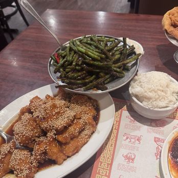 New Star Restaurant - Chinese Near Me - Elmwood Park, Illinois New Star Restaurant - Chinese Near Me - Elmwood Park, Illinois