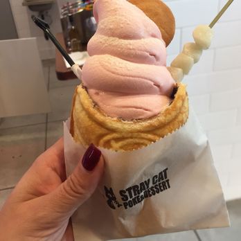 Roll Factory by Straycat Kitchen - Poke Near Me - Pasadena, California