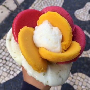 Amorino - Ice Cream & Frozen Yogurt Near Me - Lisbon, 11 Amorino - Ice Cream & Frozen Yogurt Near Me - Lisbon, 11