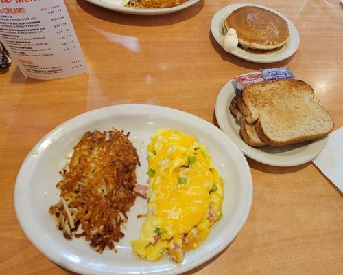 Village Inn by null