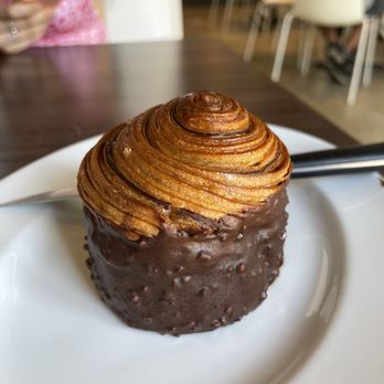 Bachour - Rocher Croissant - Bakeries Near Me - Coral Gables, Florida