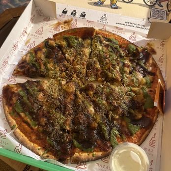 Moti- Lincoln Park - Samosa Smash Pizza - Halal Near Me - Chicago, Illinois Moti- Lincoln Park - Samosa Smash Pizza - Halal Near Me - Chicago, Illinois