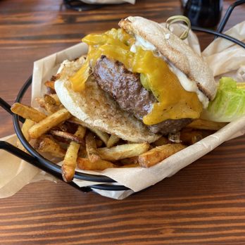 Diablo Burger - Burgers Near Me - Flagstaff, Arizona