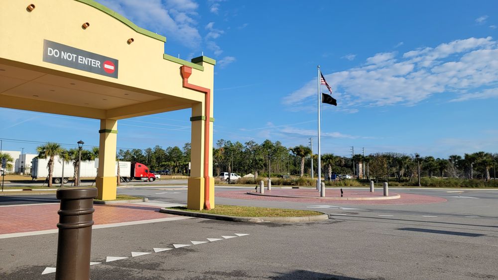 U.S. DEPARTMENT OF VETERANS AFFAIRS 19 Photos 100 Deerfield