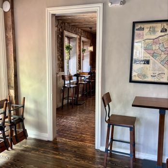 The Inn on Main - Interior - Sandwiches Near Me - Oley, Pennsylvania The Inn on Main - Interior - Sandwiches Near Me - Oley, Pennsylvania