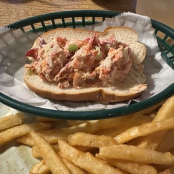 PJ's Oyster Bar - Seafood Near Me - Indian Rocks Beach, Florida PJ's Oyster Bar - Seafood Near Me - Indian Rocks Beach, Florida