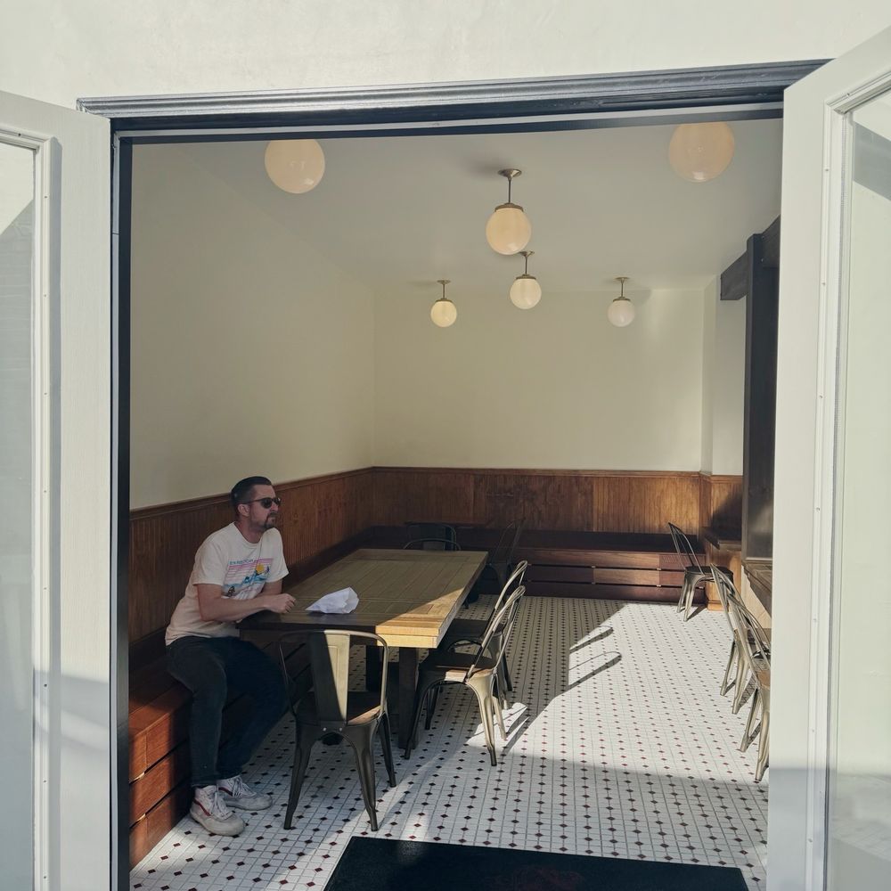 Loose Cannon Cafe - The outdoor but indoor space - Coffee & Tea Near Me - Glendale, California Loose Cannon Cafe - The outdoor but indoor space - Coffee & Tea Near Me - Glendale, California