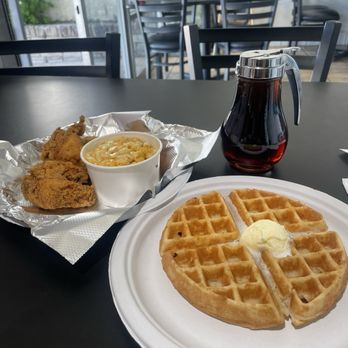 BB's Cafe - chicken and waffles - Soul Food Near Me - Covina, California