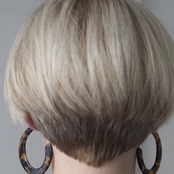 Mia Unisex Salon - Bob hair cut