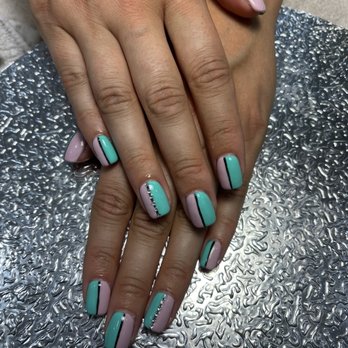 Ivy's Nails - Art Deco nails - Nail Salons Near Me - Menlo Park, California Ivy's Nails - Art Deco nails - Nail Salons Near Me - Menlo Park, California