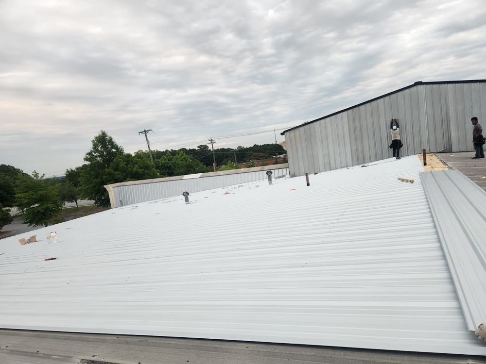 Slide of G&N Roofing