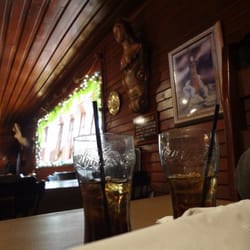 Nueske's At Gulliver's Landing - Nautical themed interior.
