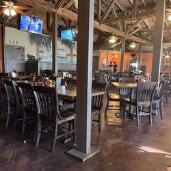 The Crazy Gator - Dining room