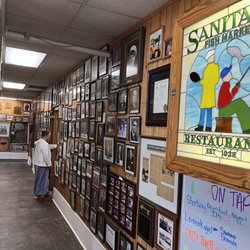 Sanitary Fish Market & Restaurant - Hallway to the restroom