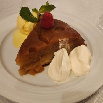 Le Relais Gascon - Apple Tarte Tartin - French Southwest Near Me - Paris, 75 Le Relais Gascon - Apple Tarte Tartin - French Southwest Near Me - Paris, 75