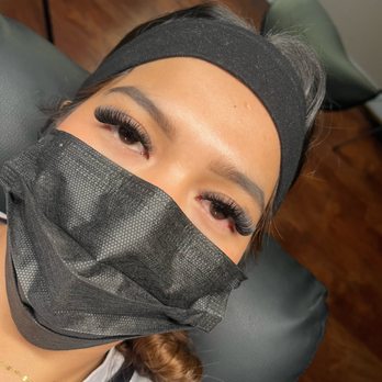 Frost Lashes By J - Eyelash Service Near Me