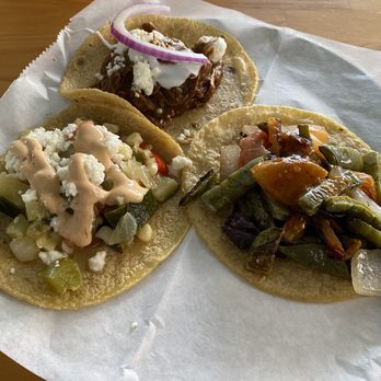 Guisados - Mexican Near Me - Beverly Hills, California
