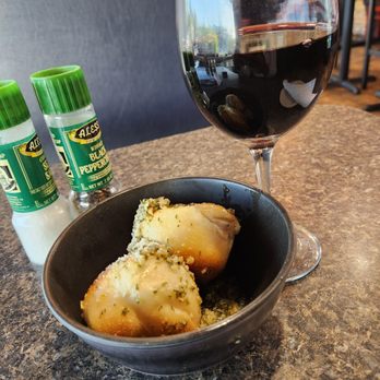 Antonio's Pizza - Pizza Near Me - Fort Lauderdale, Florida