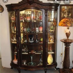BinTris Moving Service - China cabinet just like the one mom moved from Michigan great job David