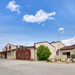Best Western West Hills Inn - Exterior Day