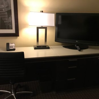 Hyatt Regency Boston / Cambridge - Desk and TV - Hotels Near Me - Cambridge, Massachusetts Hyatt Regency Boston / Cambridge - Desk and TV - Hotels Near Me - Cambridge, Massachusetts