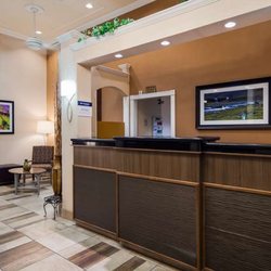 Best Western Plus Inn of Hayward - Front Desk