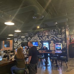 Lovedraft's Brewing - Bar
