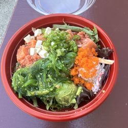 Poké OC - Regular Poke Bowl, Salad Mix, Salmon, Tuna, Avocado, Seaweed Salad, Masago, Tofu