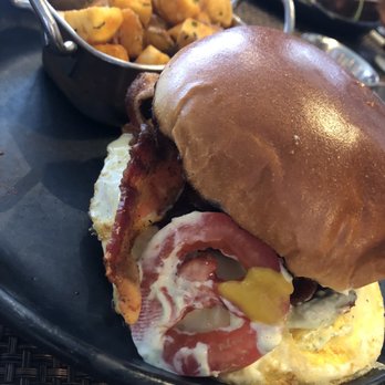 The Clinkscale - Egg Sandwich  accompanied with potatoes - Breakfast & Brunch Near Me - Jerome, Arizona