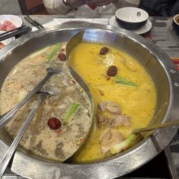 Two soup base of your choice. We picked pork tripe w/. Black pepper & chicken soup base and golden soup. Two soup base of your choice. We picked pork tripe w/. Black pepper & chicken soup base and golden soup.