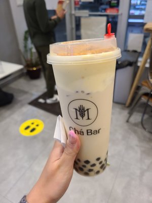 M Chá Bar (Hwy400 & Rutherford) by null