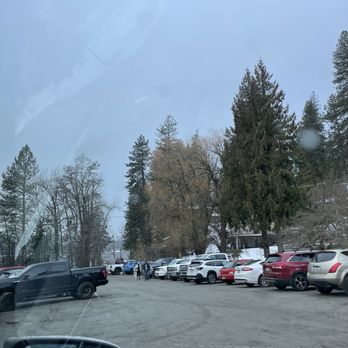 Embers By The Lake - Overflow parking lot. This place is always packed! Opens at 4, so get here 15 min early. - Pizza Near Me - Hauser, Idaho Embers By The Lake - Overflow parking lot. This place is always packed! Opens at 4, so get here 15 min early. - Pizza Near Me - Hauser, Idaho
