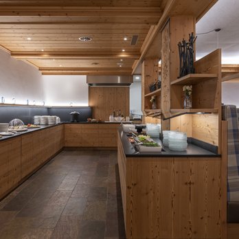 Sunstar Hotel Lenzerheide - Restaurant / Buffet - Sunstar Hotel Lenzerheide - Hotels Near Me - LenzerheideLai, GR