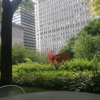 Piano Terra - a bench in a city park - Street Vendors Near Me - Chicago, Illinois Piano Terra - a bench in a city park - Street Vendors Near Me - Chicago, Illinois