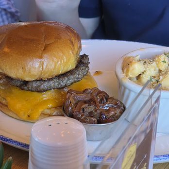Tupelo Honey - Smash Burger - New American Near Me - Lenexa, Kansas