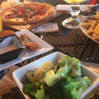 Bricktown Brewery - Big portion - Breweries Near Me - Tulsa, Oklahoma