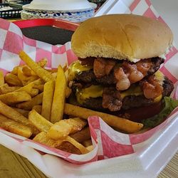 Cafe On Main - Double Bacon Cheeseburger