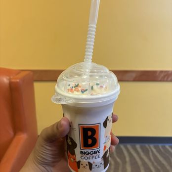 BIGGBY COFFEE - Vanilla Magic Milk in separate kids cup - Coffee & Tea Near Me - Maumee, Ohio
